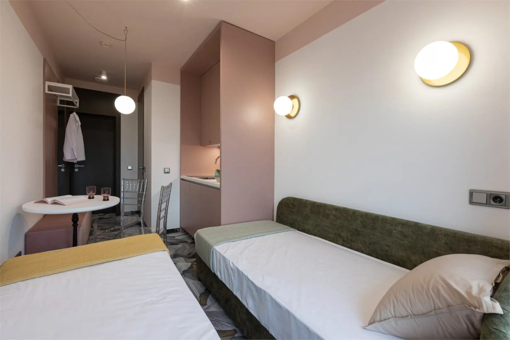 Swan Lake Double Apartment (twin beds)