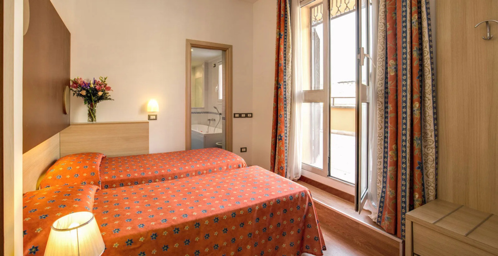 Standard Double room (twin beds)