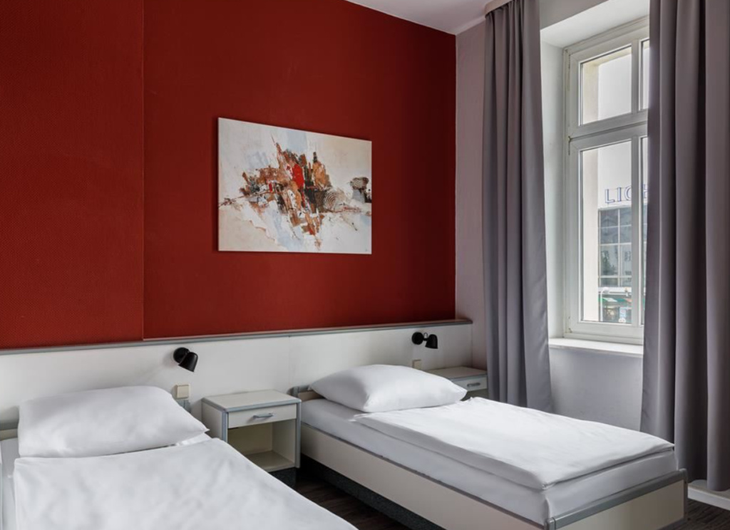 Double room (twin beds)