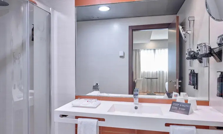 Hotel Turia Granada - Chambres
