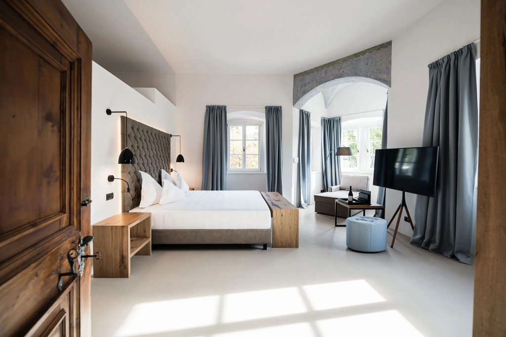 Stube Double Suite (full double bed)