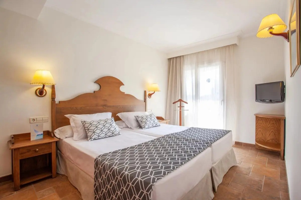 Nilo Blanco Apartment