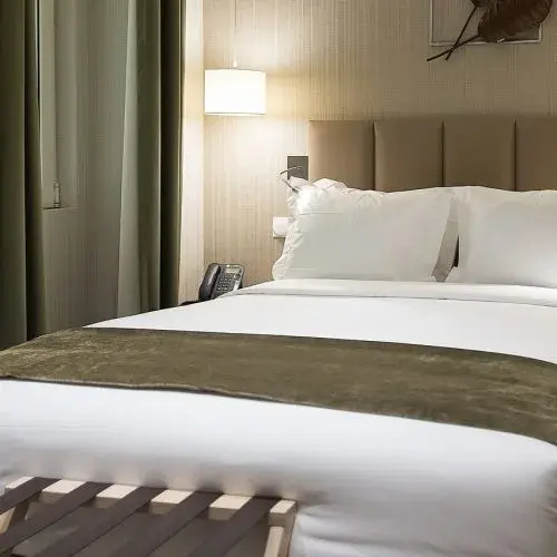 Classic Double room (full double bed)
