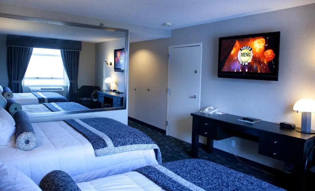 Ramada Plaza by Wyndham West Hollywood Hotel & Suites - Chambres