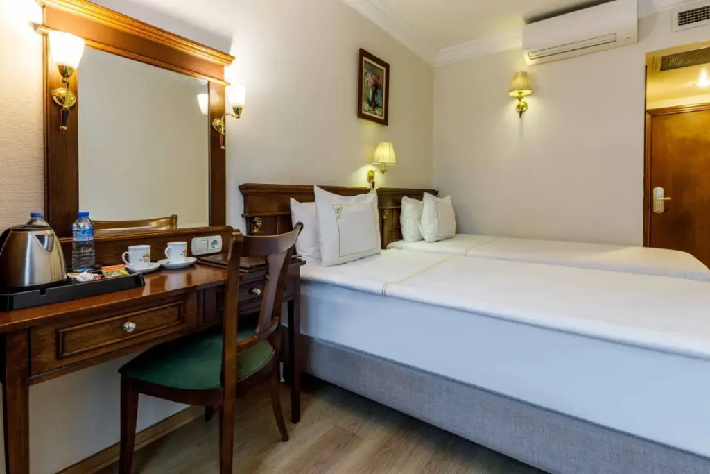 Hotel Golden Crown - Chambres