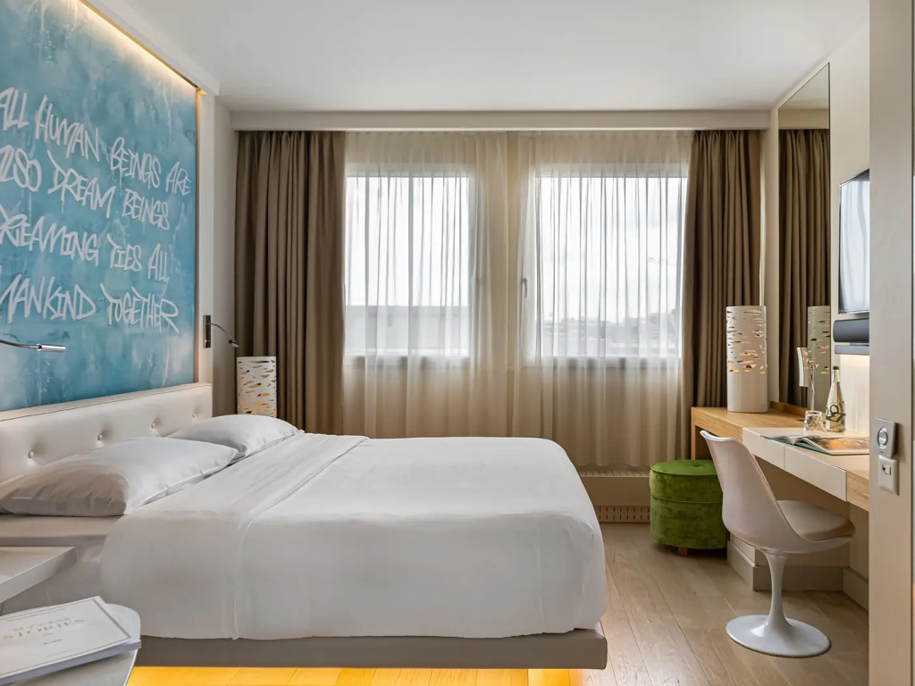 Premium Double Studio (full double bed)