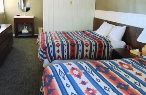 Economy Double Bunkhouse (twin beds)