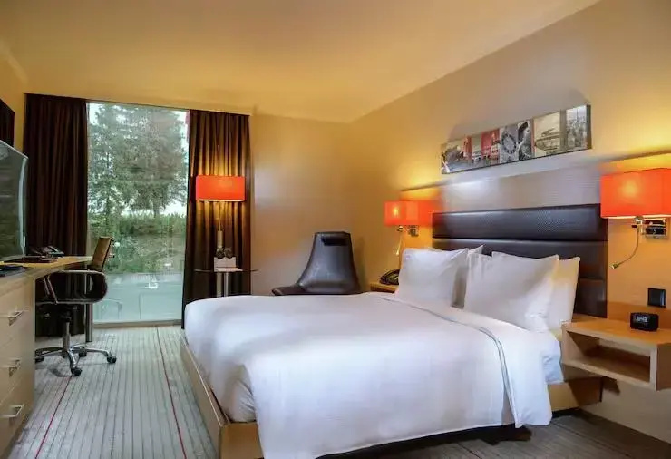 Hilton Zurich Airport - Chambres