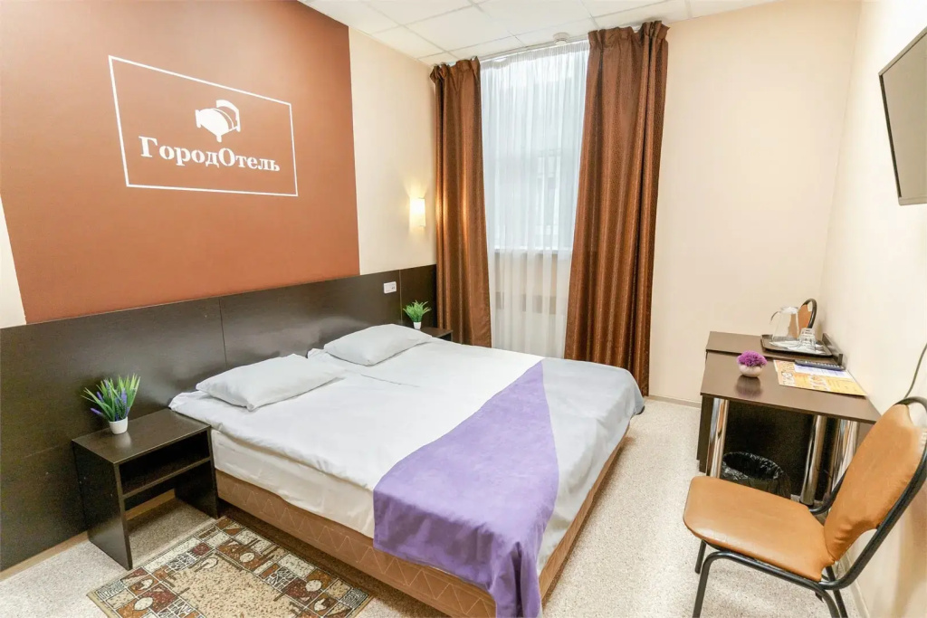 Standard Double room (full double bed)
