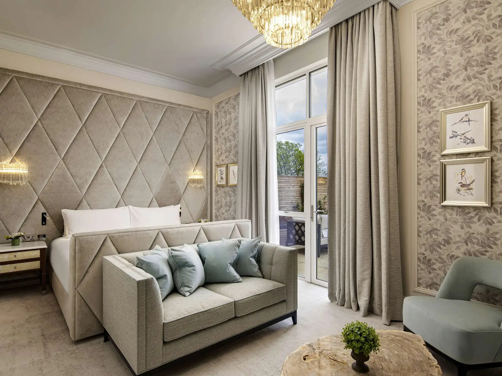 1 Bedroom Fairmont Terrace Double Suite (full double bed)