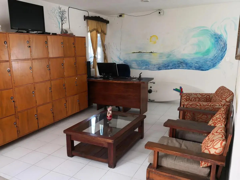 Lobby & Reception