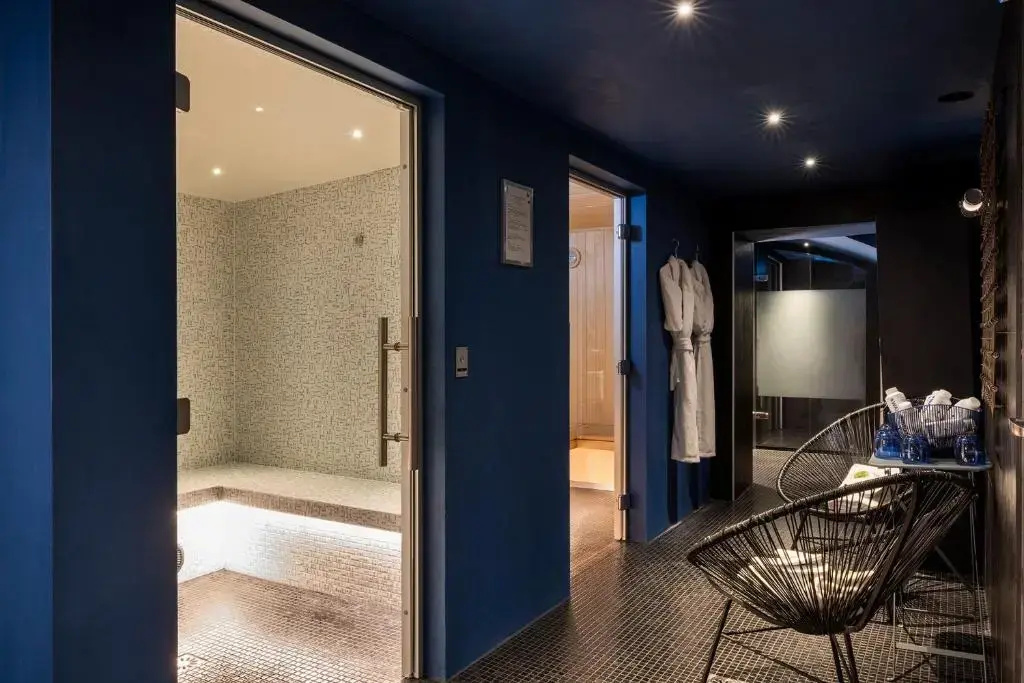 Hotel Mademoiselle 28