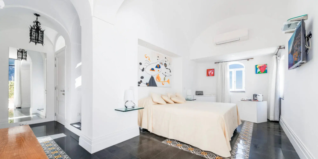 Double room with sea view (full double bed)
