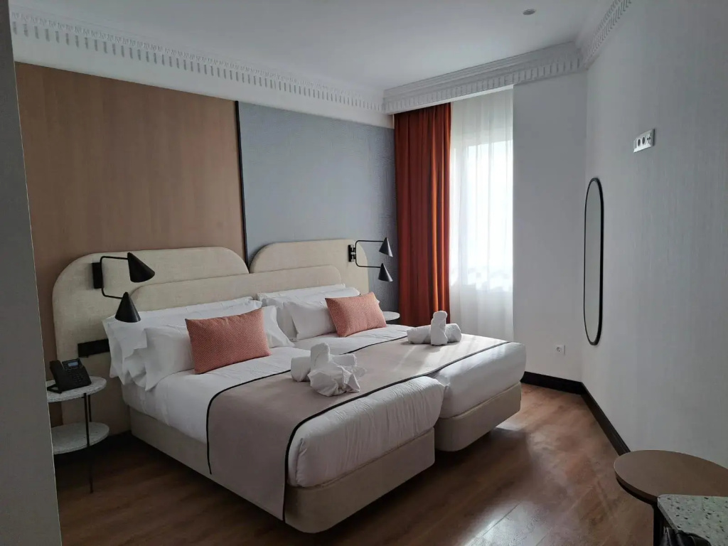 Double room (twin beds)