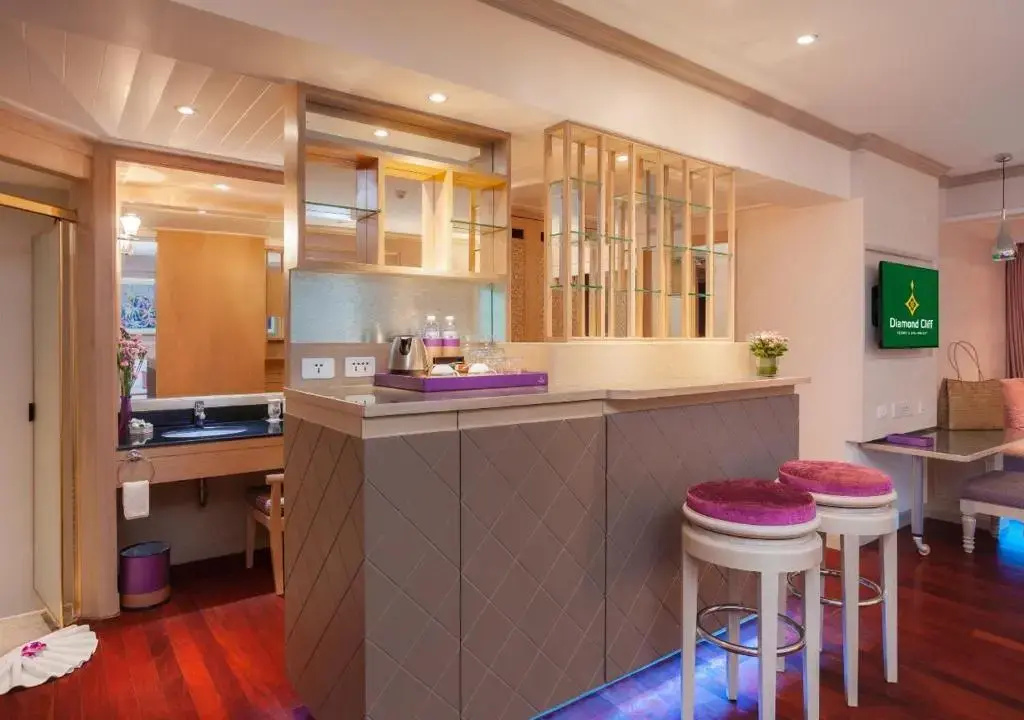 Diamond Cliff Resort & Spa, Patong Beach - Chambres