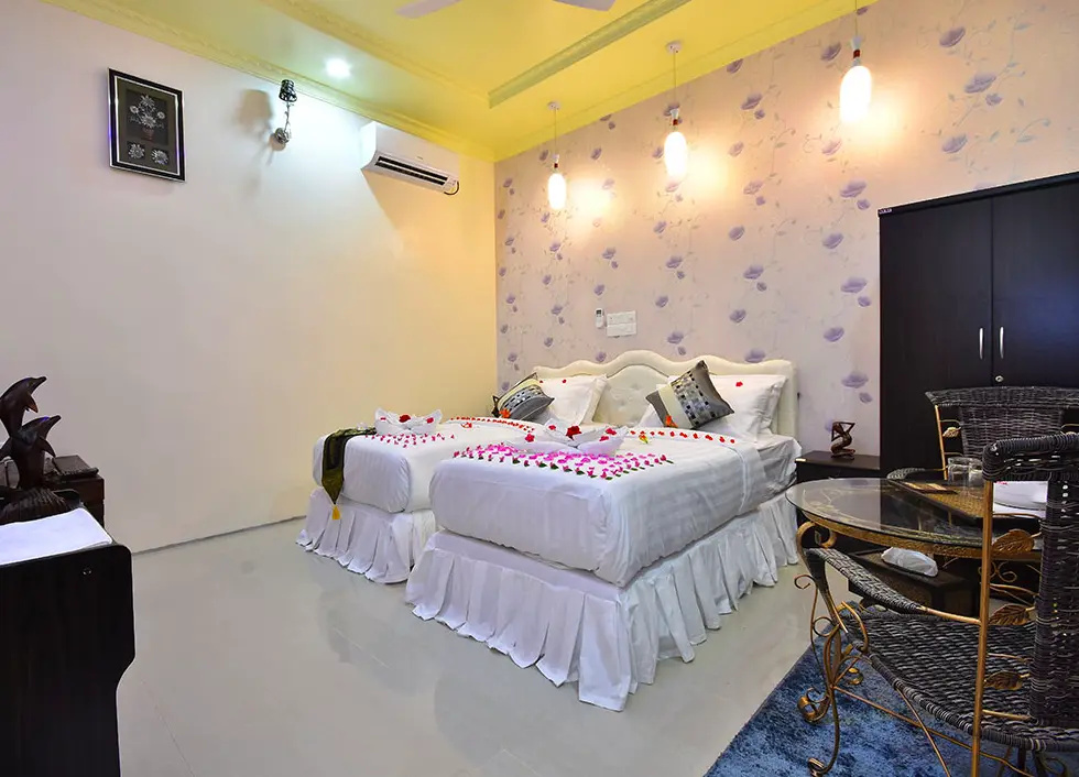 Deluxe Double room (twin beds)