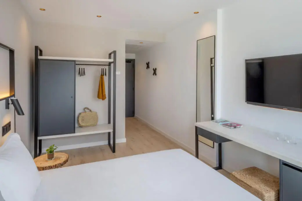 Double room (twin beds)