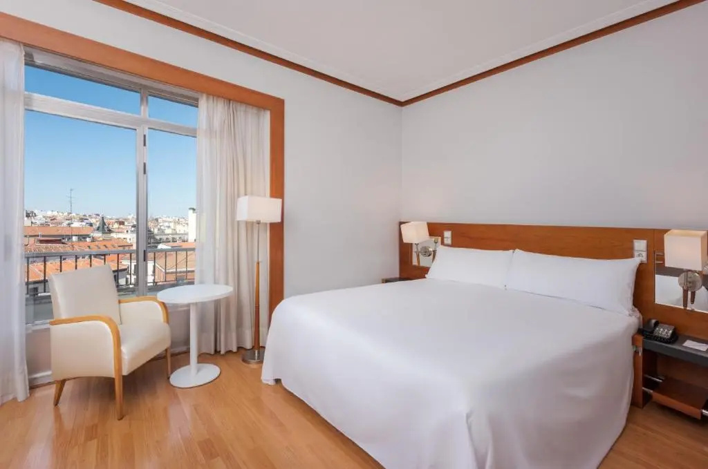 Standard Double room (full double bed)