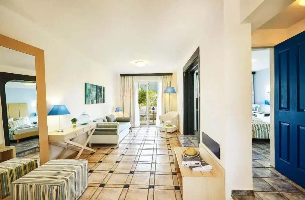 Ilio Mare Resort Hotel - Chambres