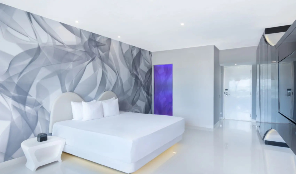 Trendy Playful Experience Double room with ocean view (full double bed)