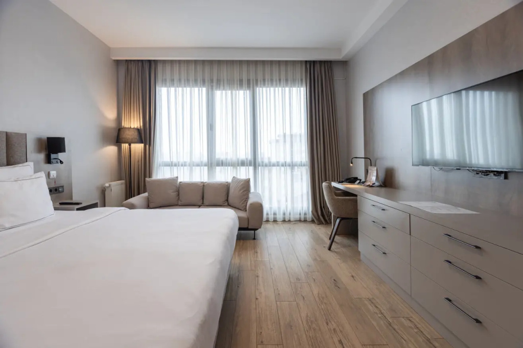Standard Double room (full double bed)