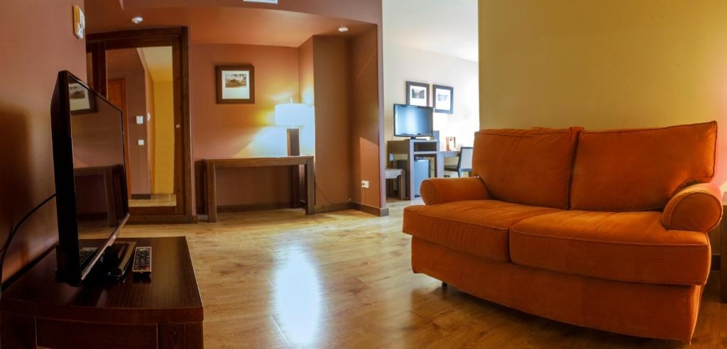 Grand Hotel Ciudad De Barbastro - Chambres