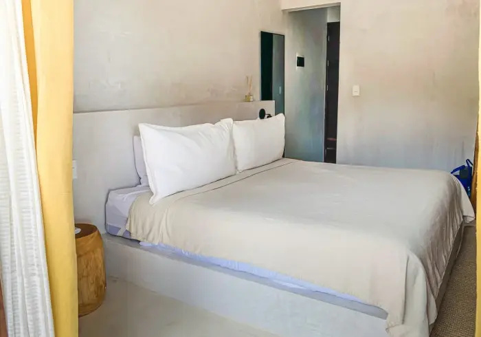 Deluxe with Mini Pool Double room with partial sea view (full double bed)
