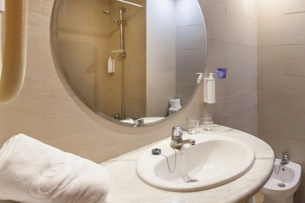 Port Vista Oro Hotel - Chambres
