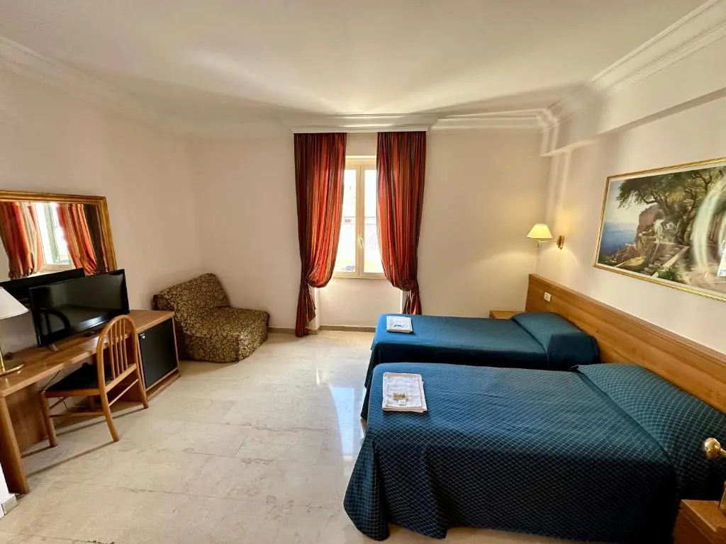 Hotel Principe Di Piemonte - Chambres