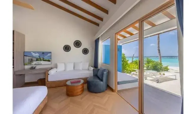 Beach Double Villa, full double bed room photo 1