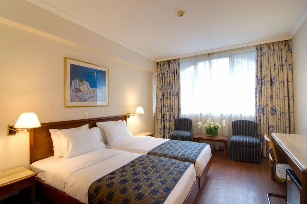 Standard with Atrium View Double room (full double bed)