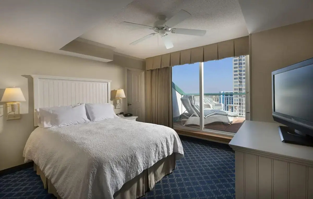 1 Bedroom Double Suite oceanfront (twin beds)