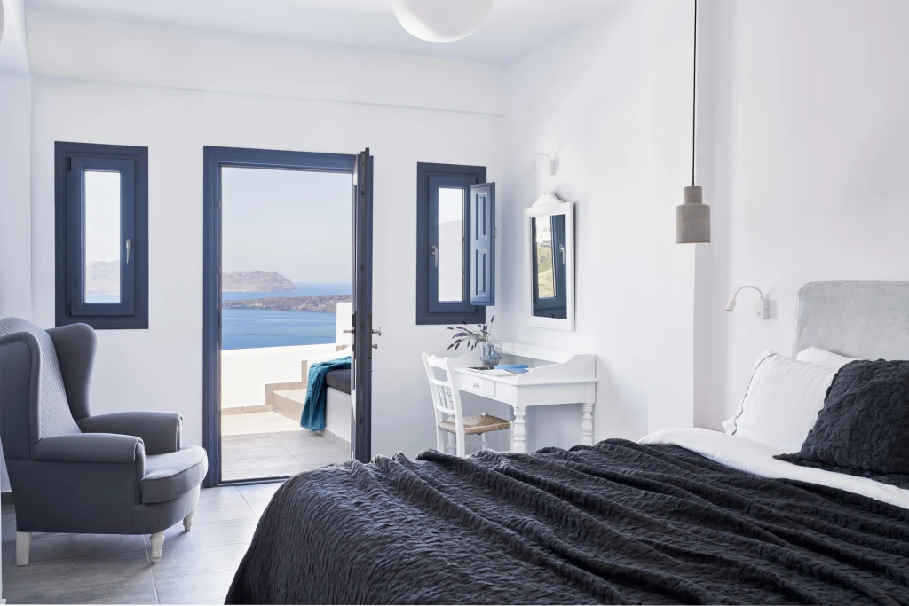 Superior Double room (full double bed)