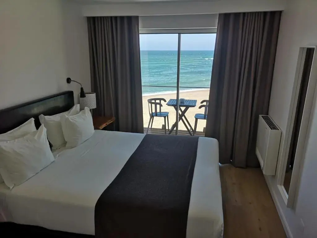 Deluxe Double room with sea view (full double bed)