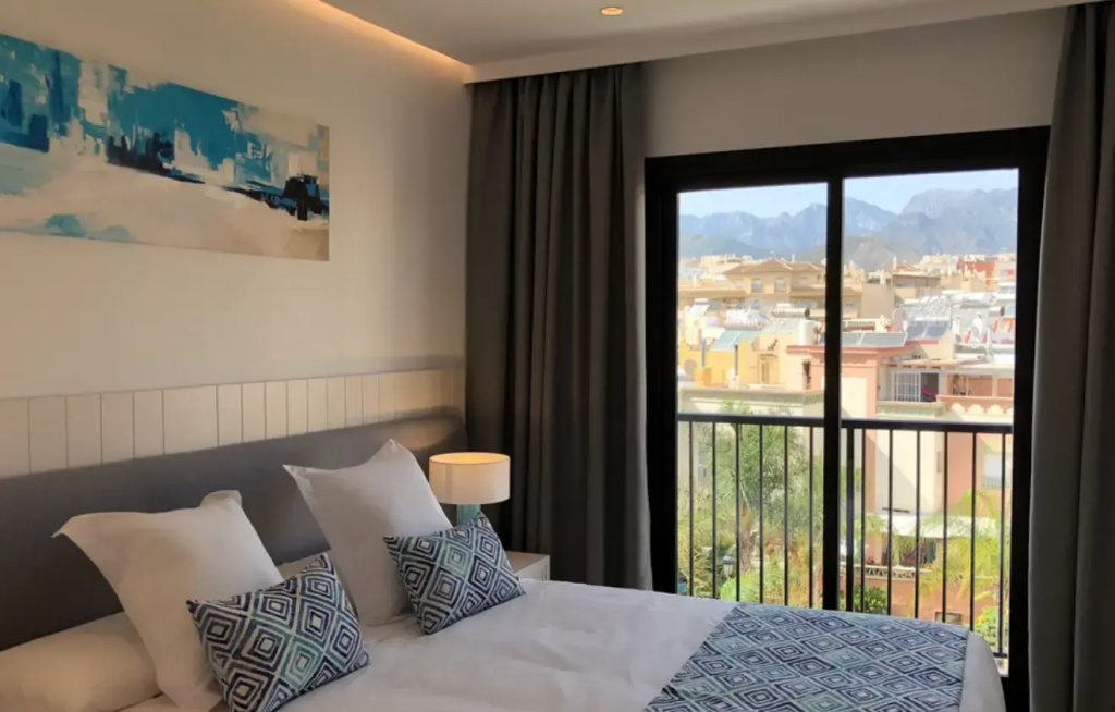 Superior Double room (full double bed)