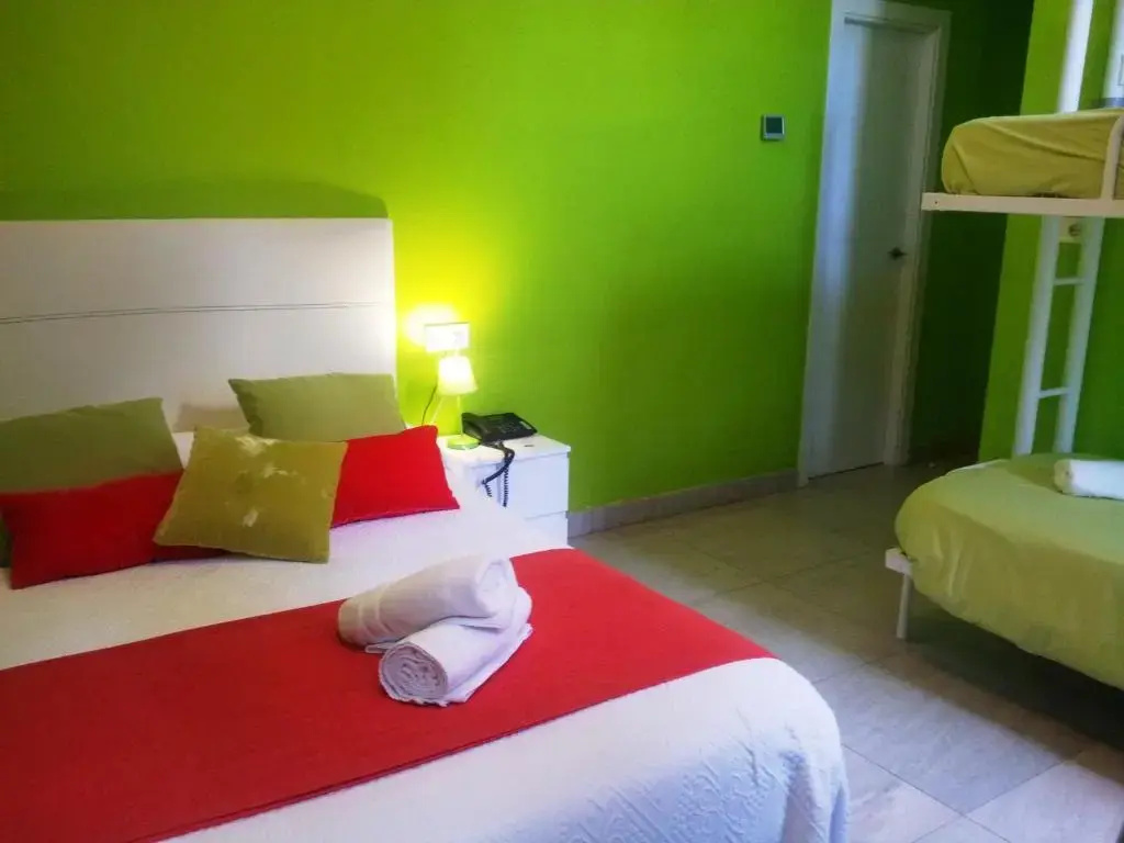 Nest Style Granada Hotel - Chambres