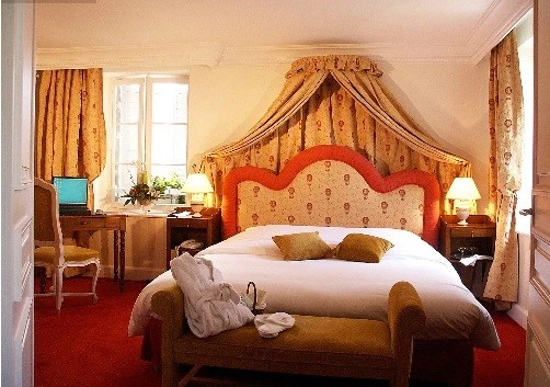 Chateau des Comtes de Challes - Chambres