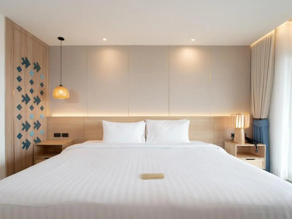 Двухместный номер Deluxe с видом на бассейн двуспальная кровать в Jomtien Thani Hotel