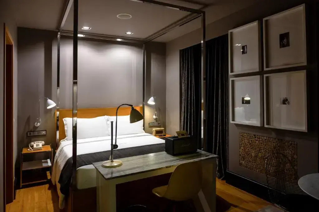 Superior Double room (full double bed)