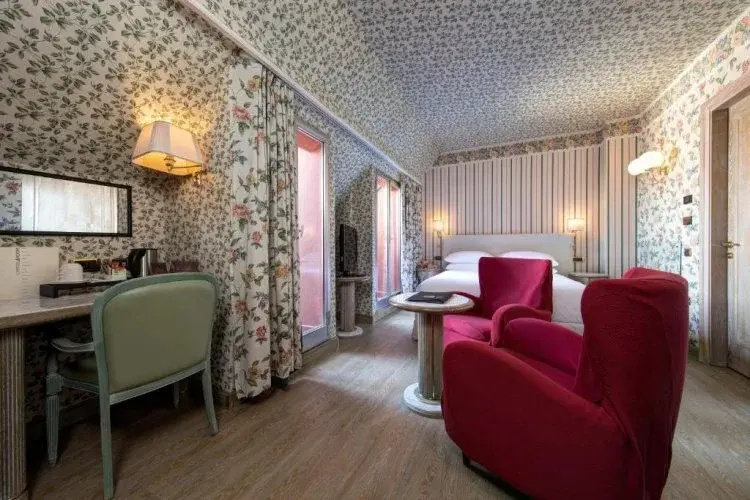 Deluxe Double room (twin beds)