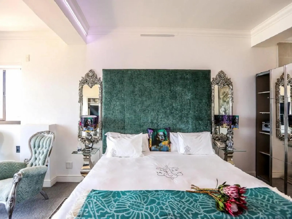 Superior Double Platinum Penthouse (full double bed)