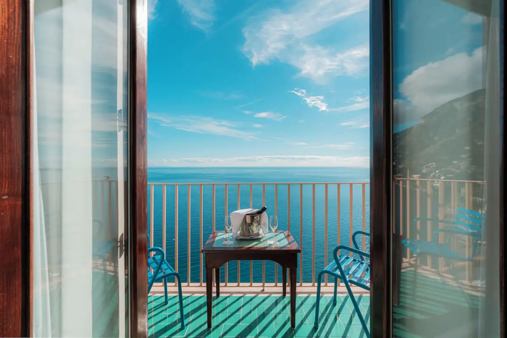 Classic Double room with sea view (twin beds)