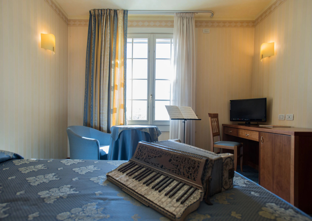 PHI Hotel Astoria - Chambres