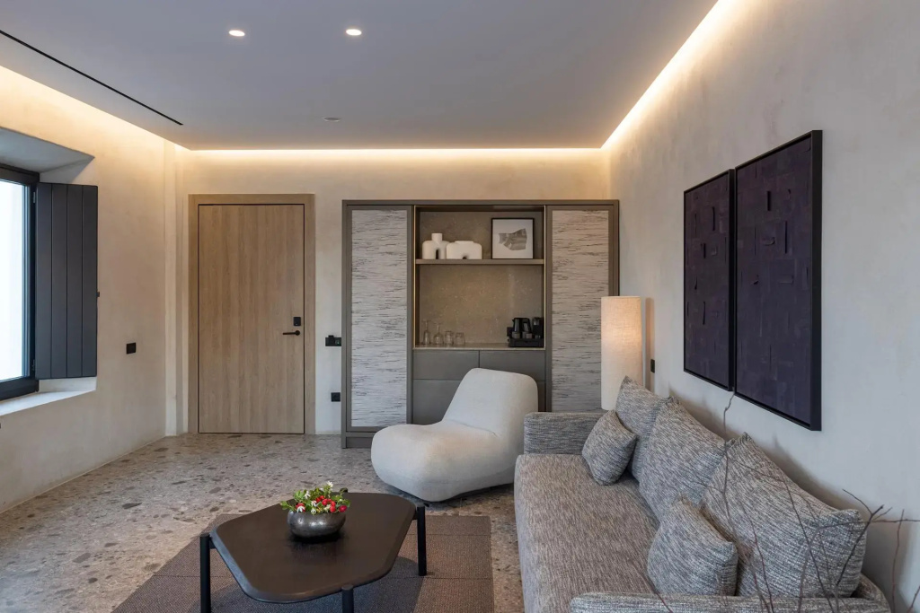 Apeiron Suite with sea view