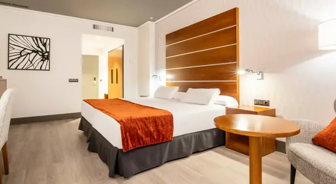 Ilunion Alcora Sevilla Hotel - Chambres