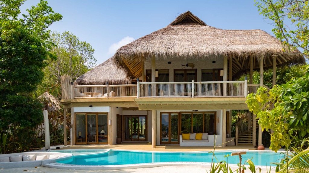 Retreat With Pool Beach с 3 комнатами в Soneva Fushi