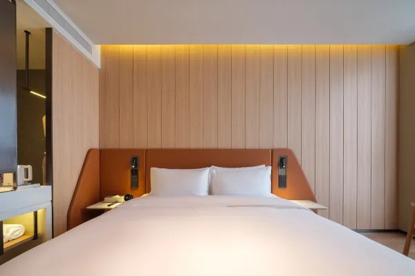 Yashi Double room (full double bed)