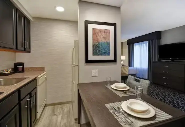 Homewood Suites by Hilton Edgewater - Chambres