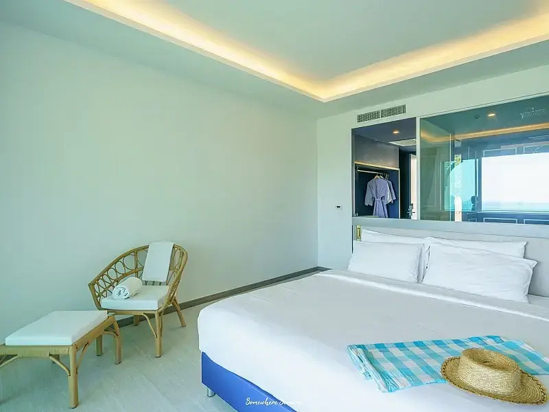Executive Ocean Double room (full double bed)