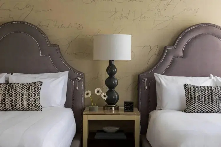 The Mayflower Hotel, Autograph Collection - Chambres